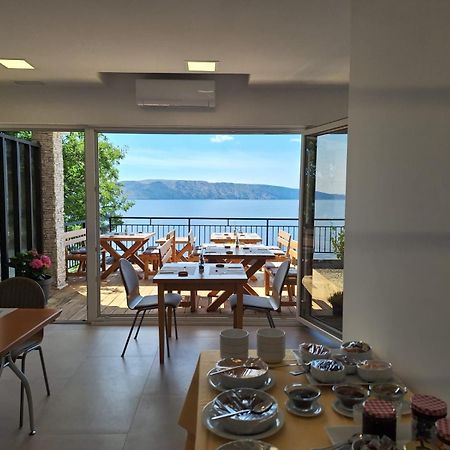 Appartamento Suzana Beautiful Balcony Sea View 1 Senj  Esterno foto